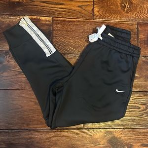 Nike Thermal Fit Pants